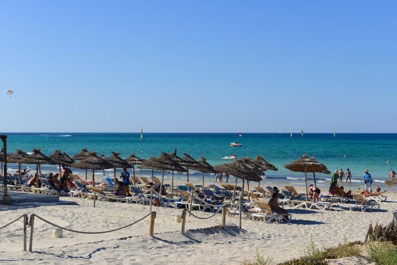 Meninx Hotel Triffa Εξωτερικό φωτογραφία